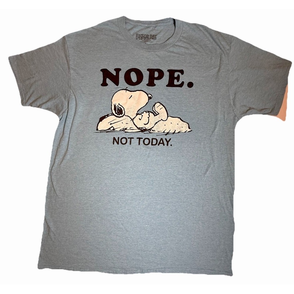 PEANUTS SNOOPY LIGHT BABY‎ BLUE T-SHIRT SIZE LARGE-601
